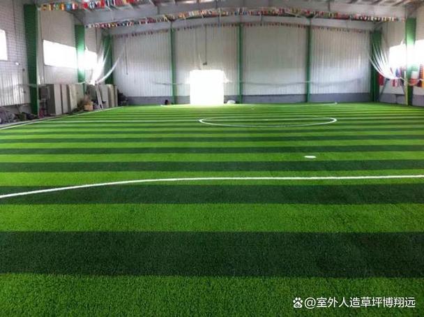 人造草坪足球场厂家是生产,安装足球场人造草坪的企业.